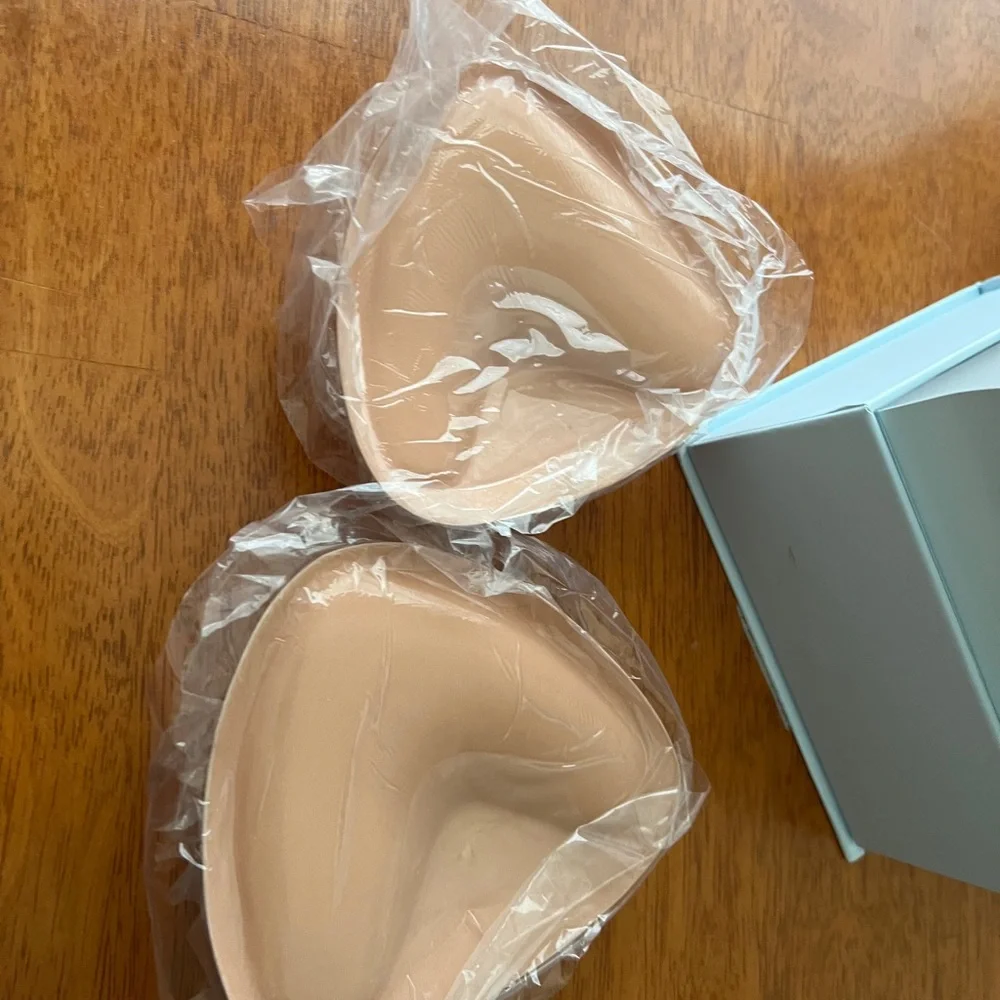 Adhesive Silicone Bra Cups in Nude - Strapless Lift
